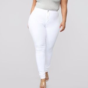 NWT: FashionNova Super High Waist Denim Skinnies